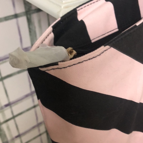 Victoria’s Secret Beach Bag - Picture 4 of 5